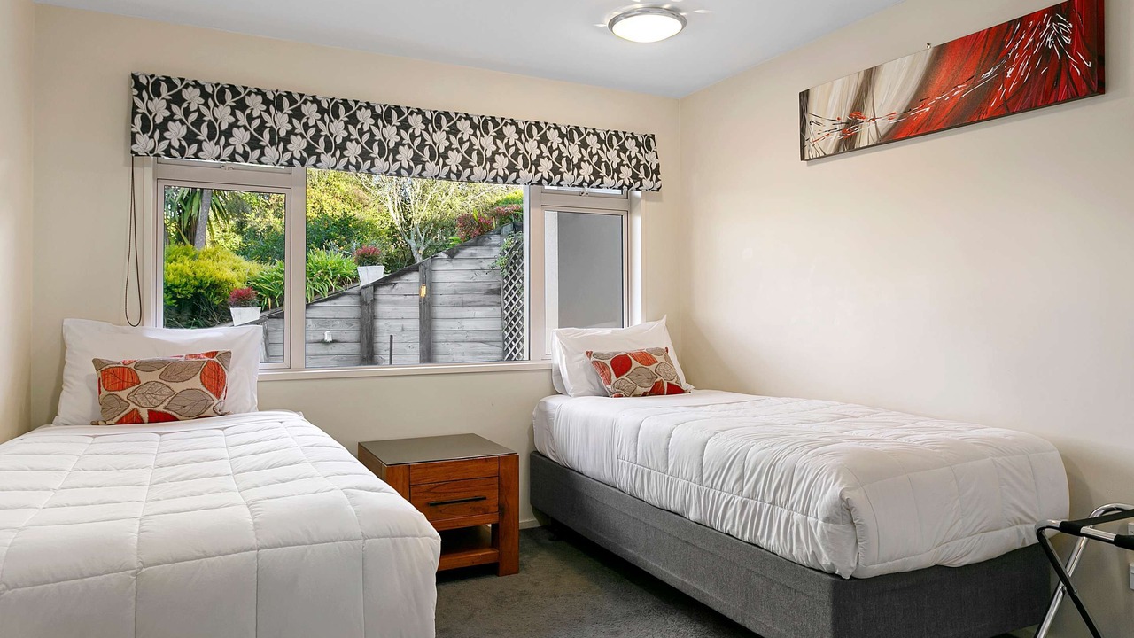 Photo of Bedroom in Acacia Bay