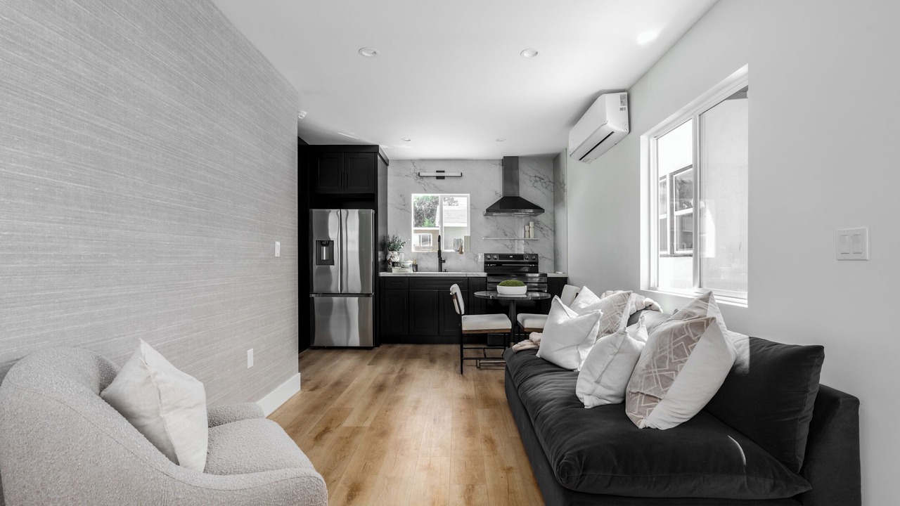 Photo of Livingroom in Santa Ana