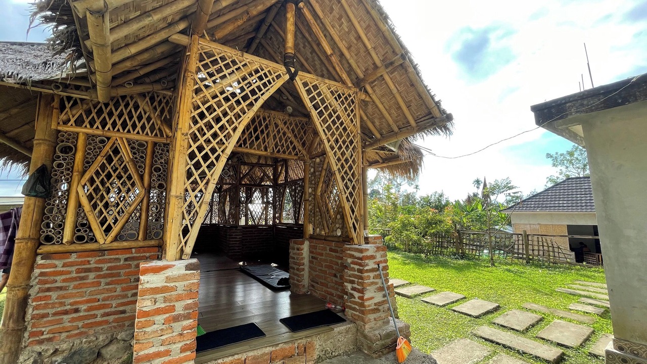 Photo of Outdoor in Bayan