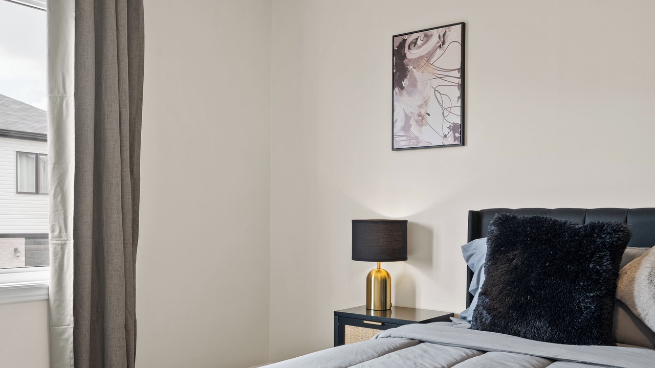 Photo of Bedroom in Thorold