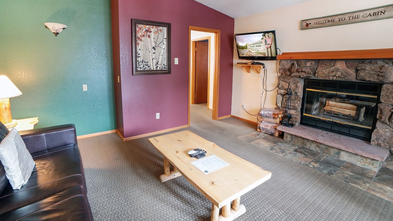 Photo of Livingroom in Estes Park
