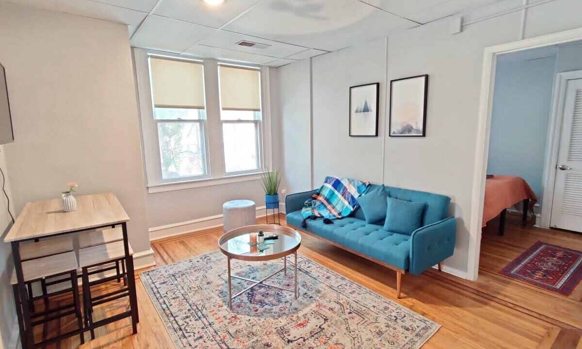 Photo of Livingroom in Center City