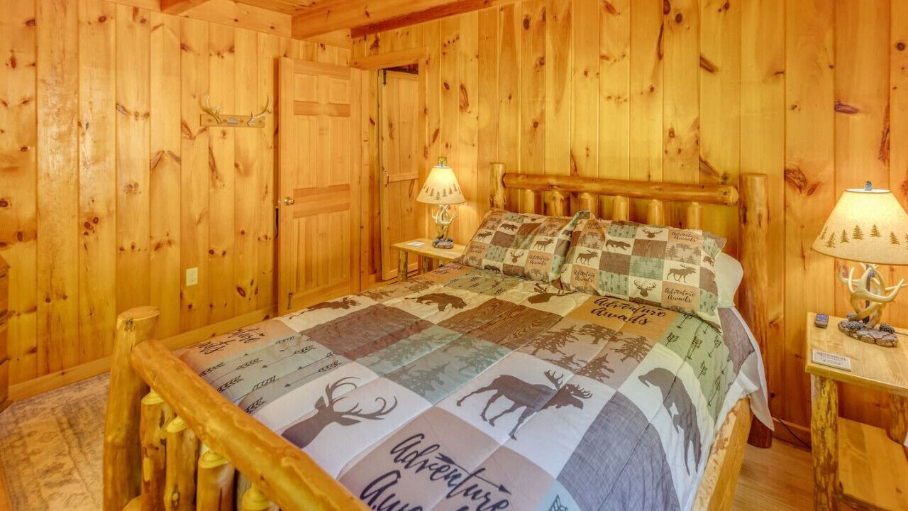 Photo of Bedroom in Campton