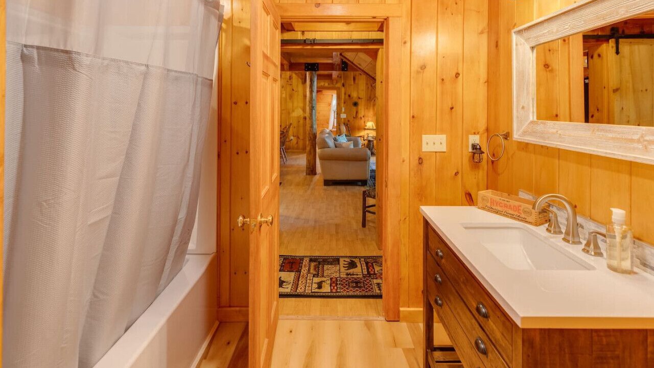 Photo of Bathroom in Campton