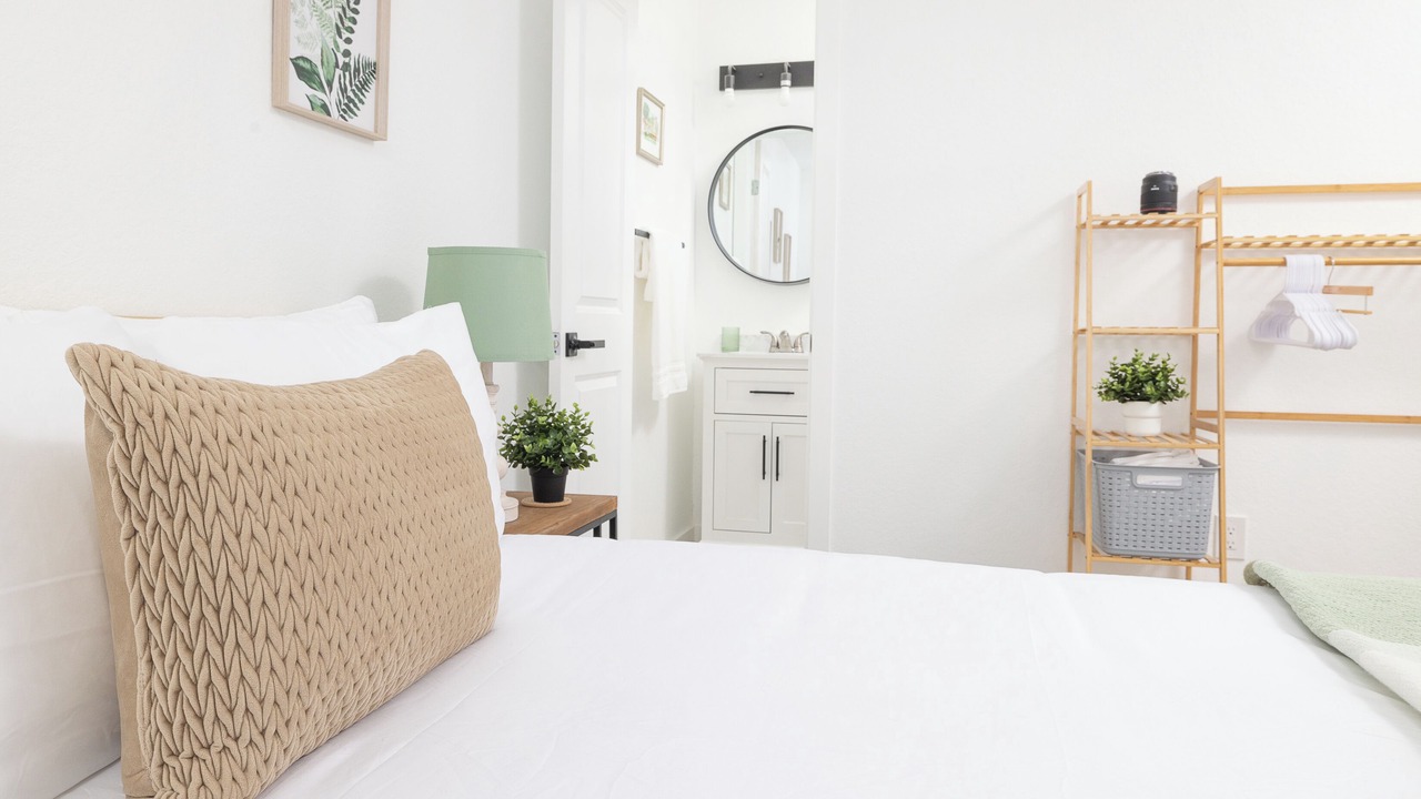 Photo of Bedroom in Mahncke Park