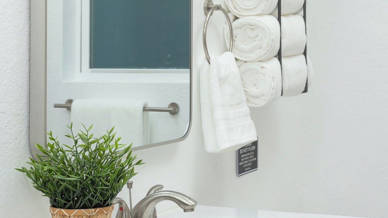 Photo of Bathroom in Mahncke Park