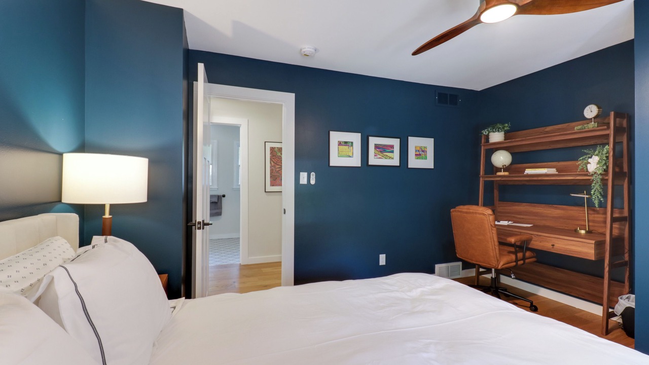 Photo of Bedroom in Normal