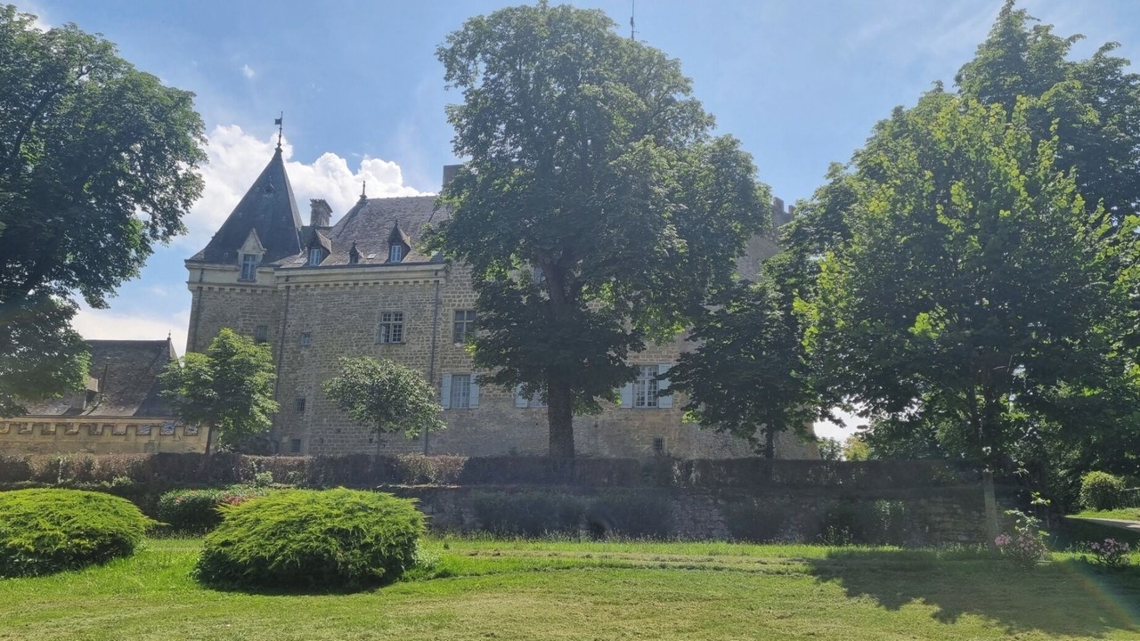 Photo of Outdoor in Leran
