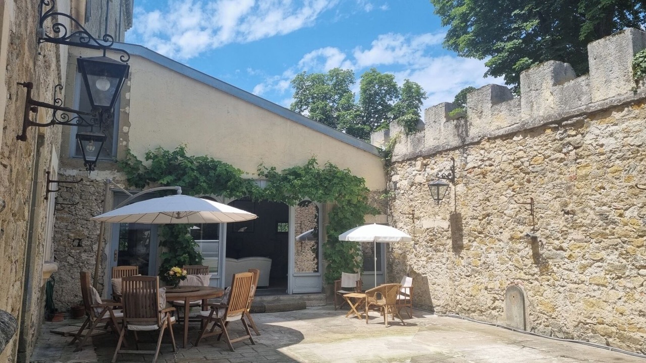 Photo of Outdoor in Leran