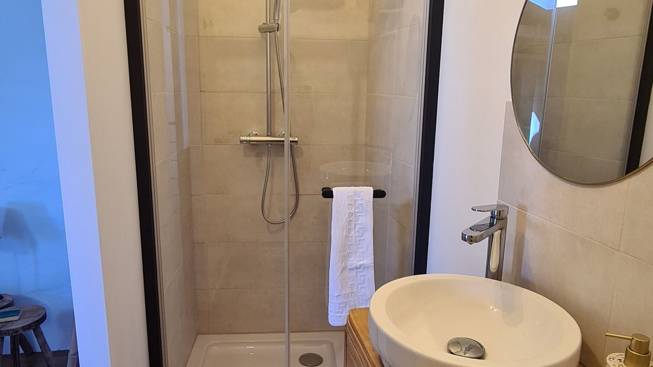 Photo of Bathroom in Castelnau-Valence