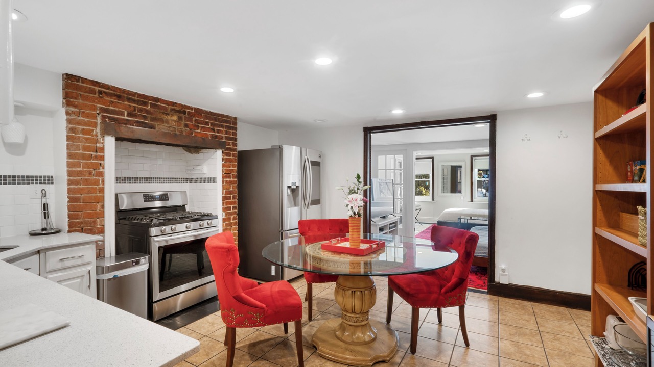 Photo of Kitchen in Communipaw