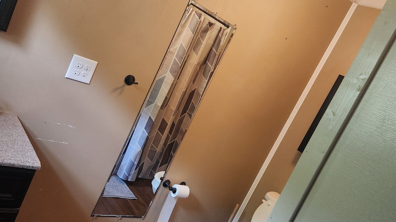 Photo of Bathroom in Covel