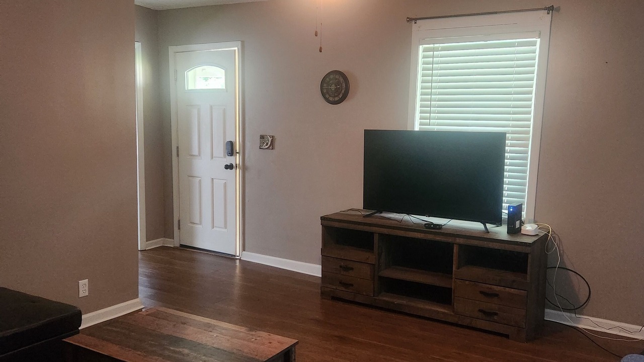 Photo of Livingroom in Covel