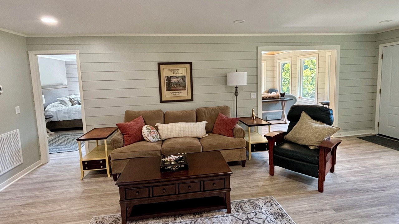 Photo of Bedroom in Cullowhee