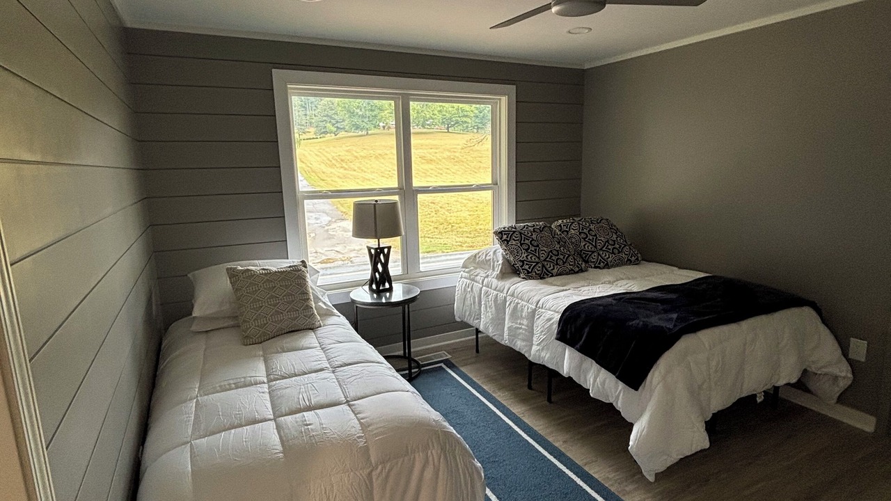 Photo of Bedroom in Cullowhee