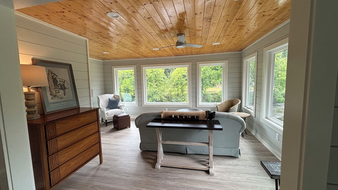 Photo of Livingroom in Cullowhee