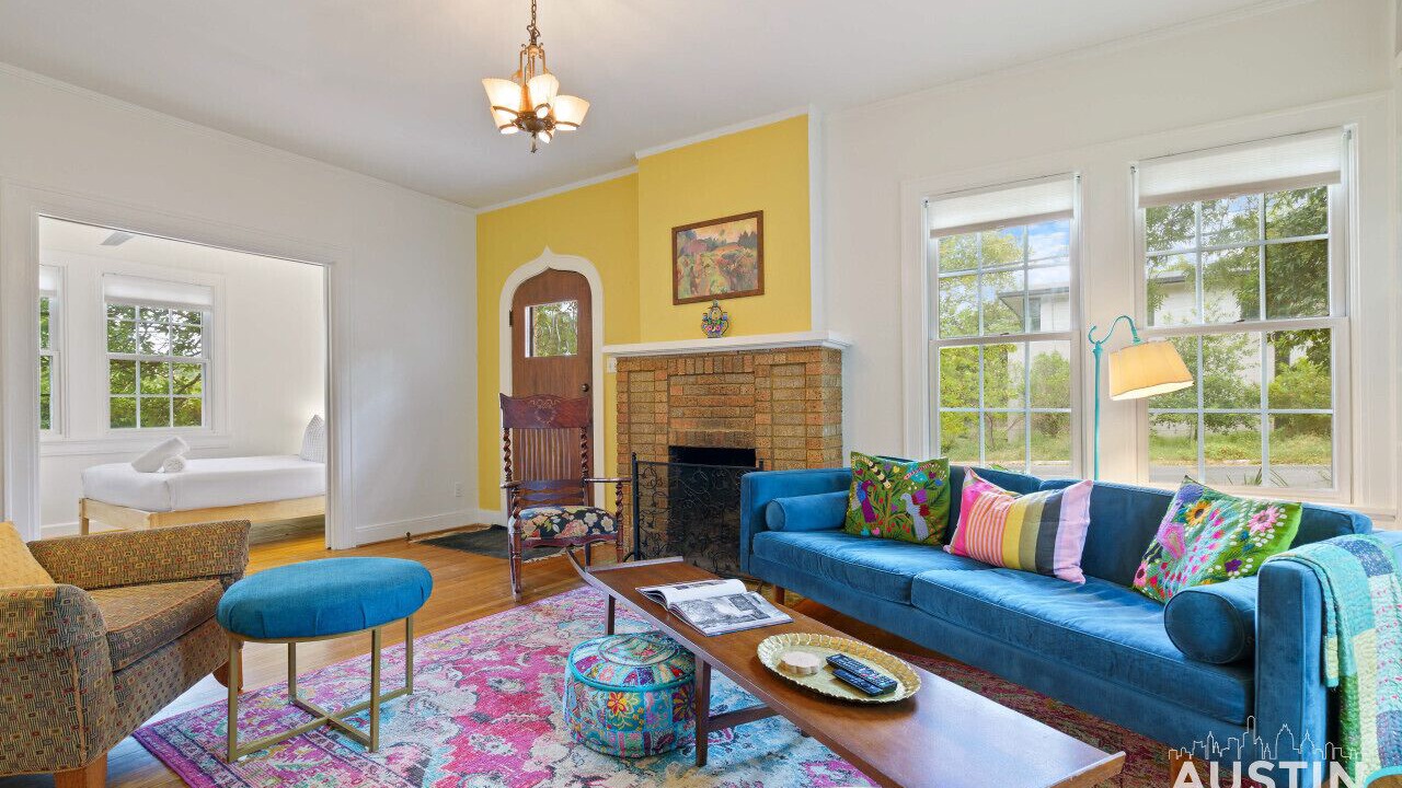 Photo of Livingroom in Zilker