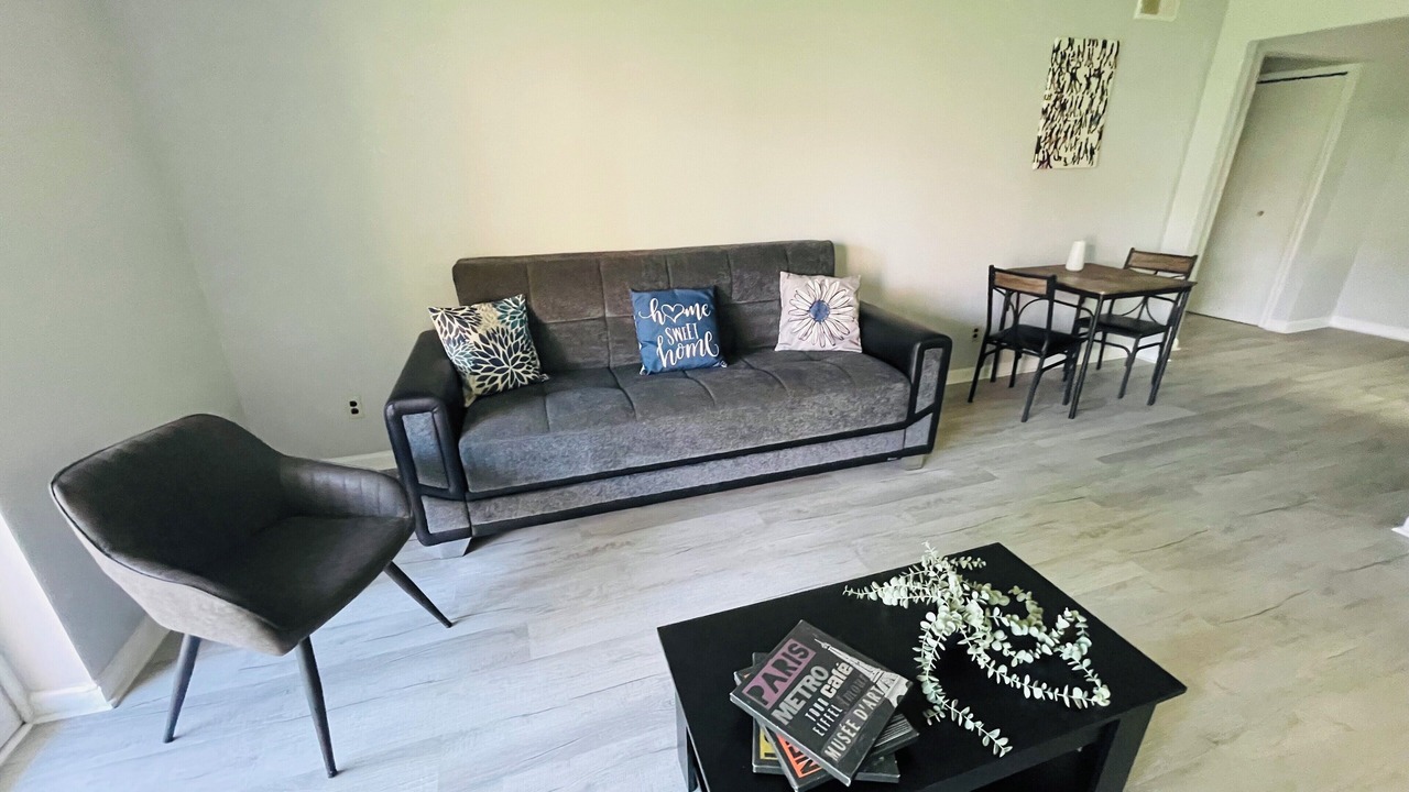 Photo of Livingroom in Elkins Park