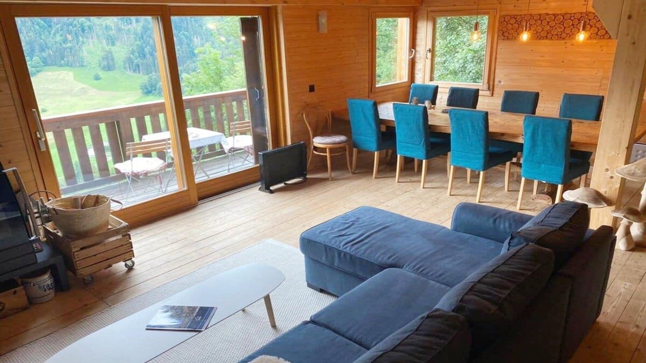 Photo of Livingroom in Rossiniere