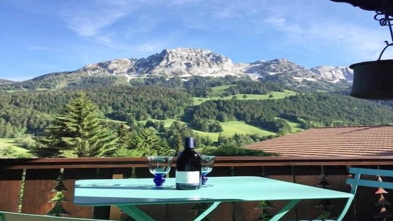 Photo of Patio Balcony in Rougemont