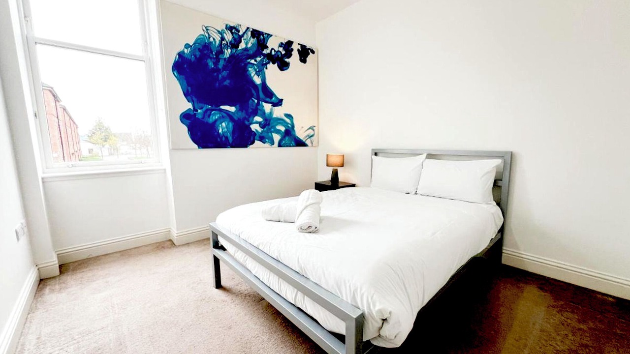 Photo of Bedroom in Govan