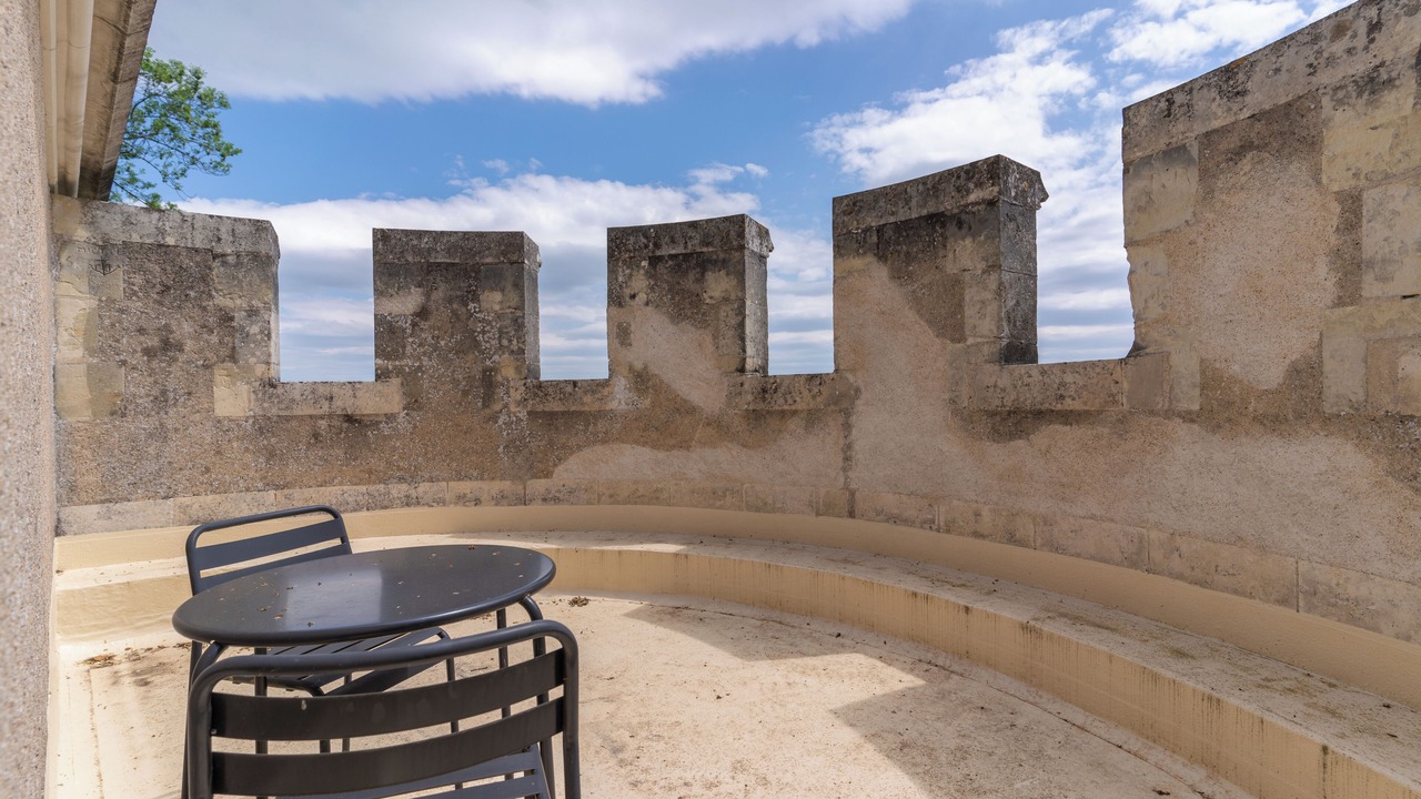 Photo of Patio Balcony in Nazelles-Negron