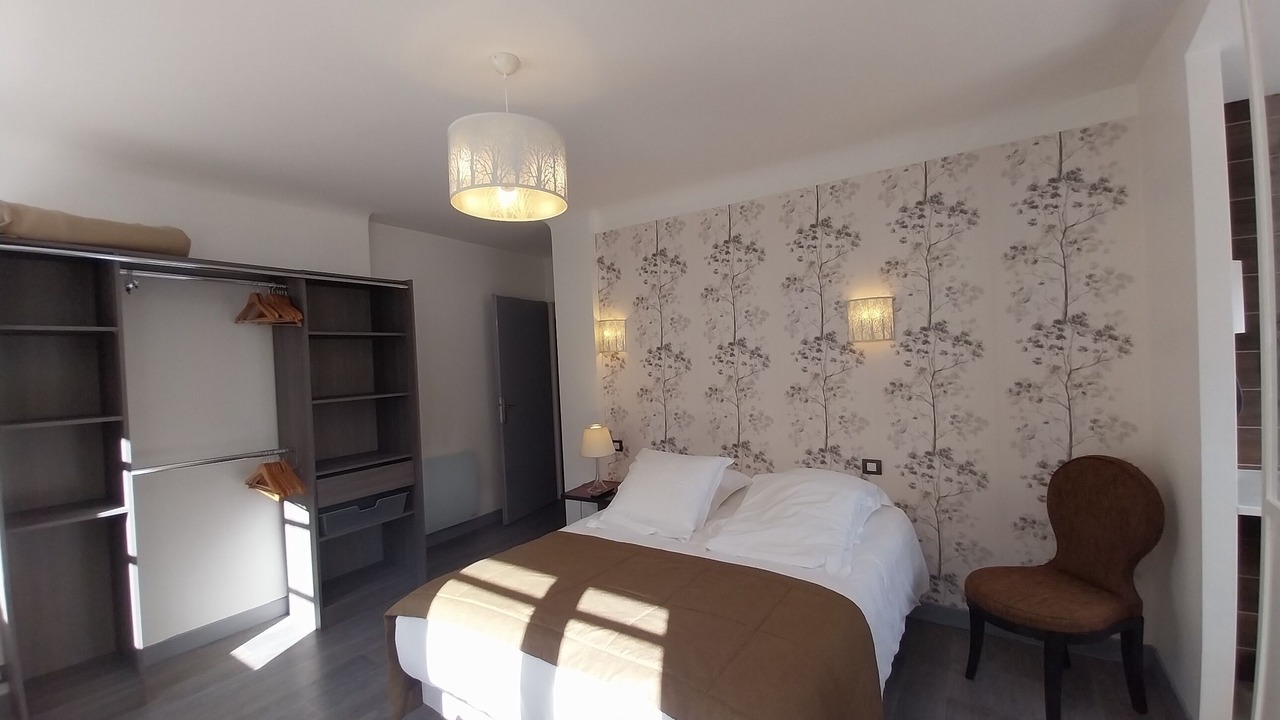 Photo of Bedroom in Bagneres-de-Luchon