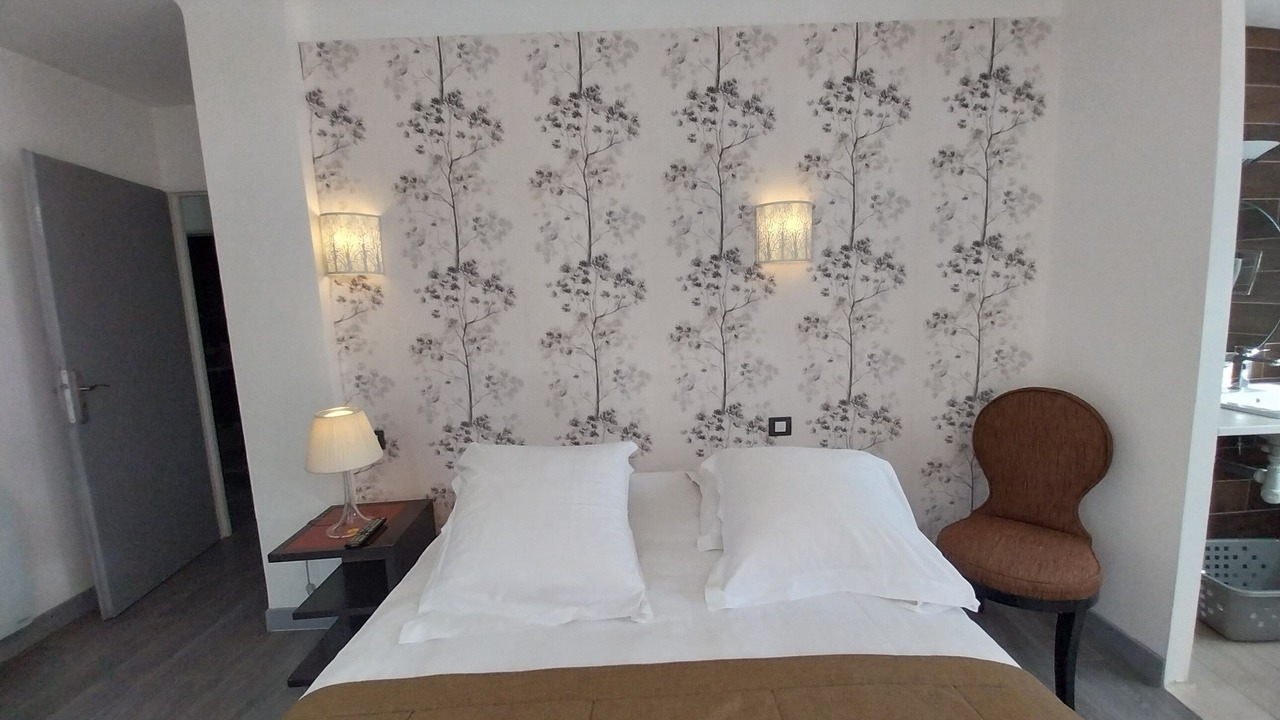 Photo of Bedroom in Bagneres-de-Luchon