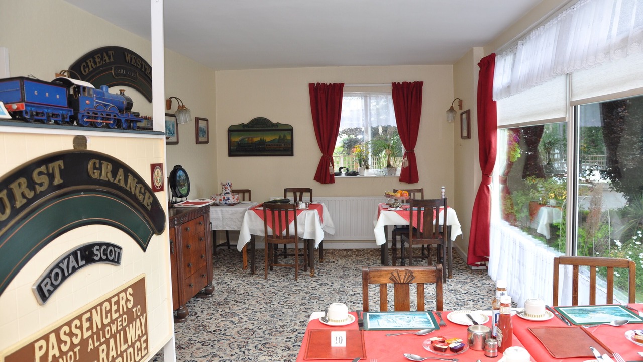 Photo of Others in Roundham