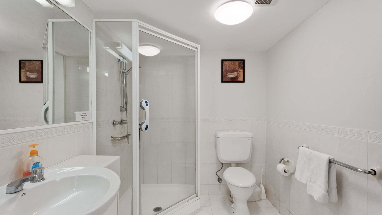 Photo of Bathroom in Torquay