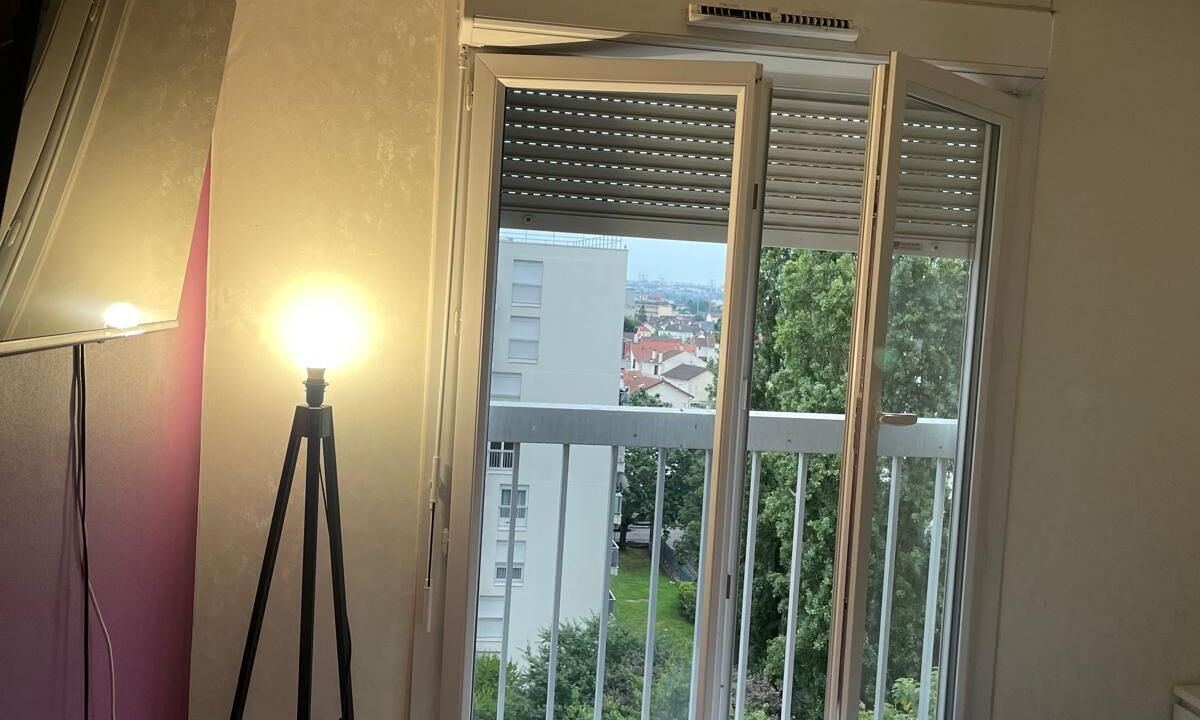 Photo of Bedroom in Villemomble