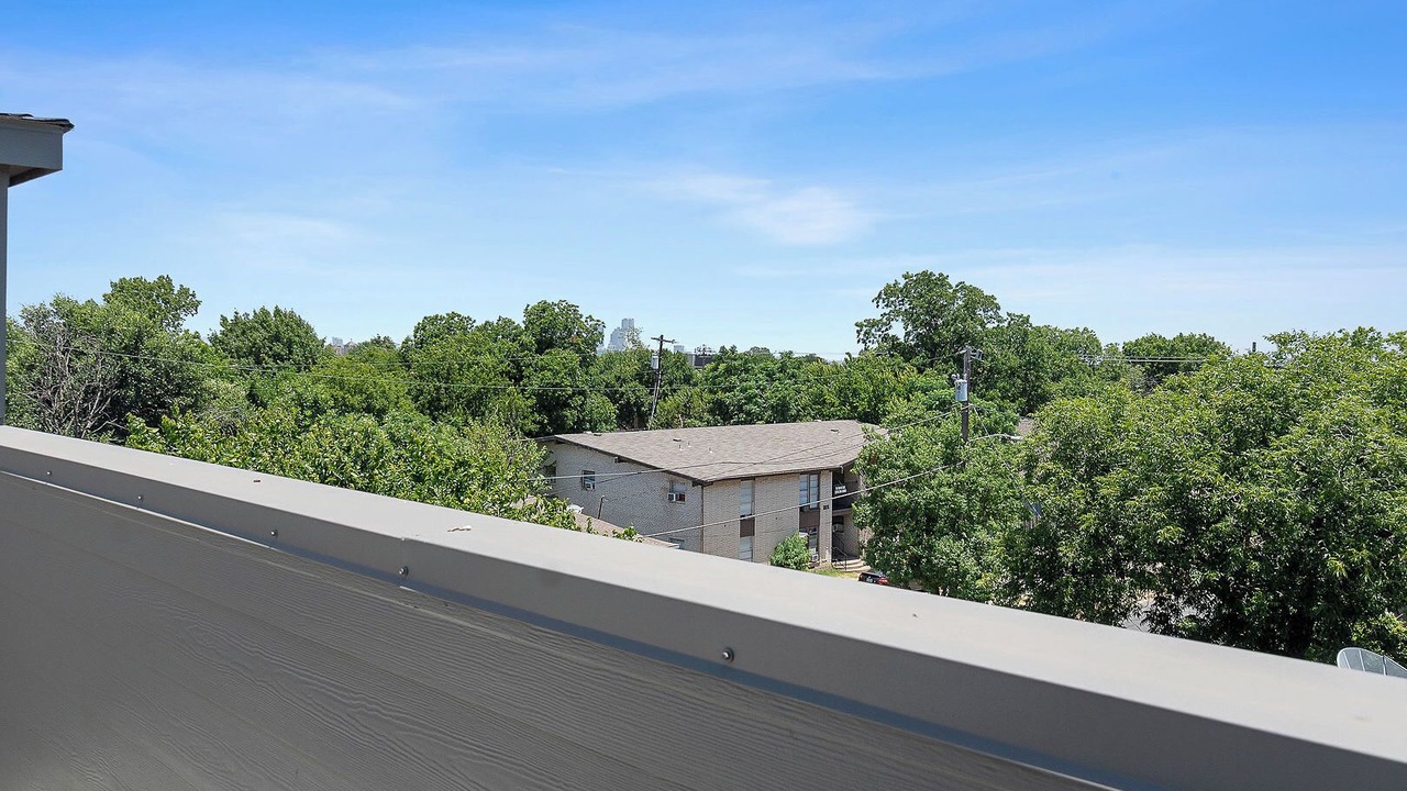 Photo of Outdoor in Oak Cliff