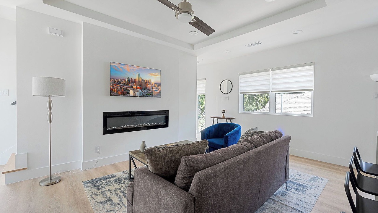Photo of Bedroom in Oak Cliff