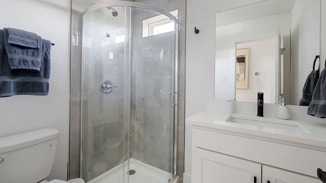 Photo of Bathroom in Oak Cliff