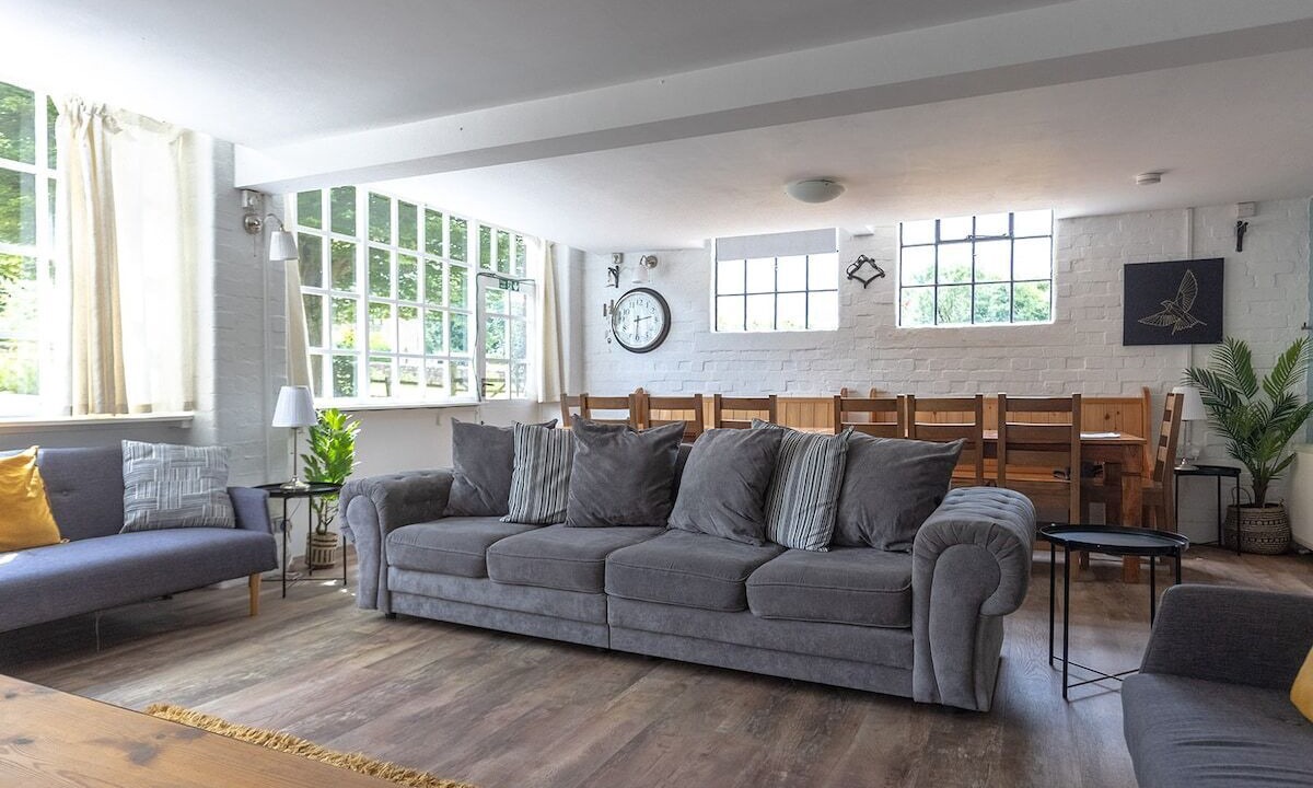 Photo of Livingroom in Crich