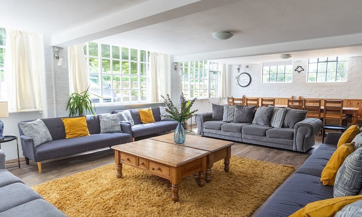 Photo of Livingroom in Crich