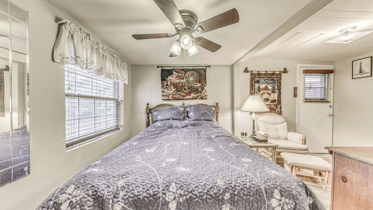 Photo of Bedroom in Cloudcroft