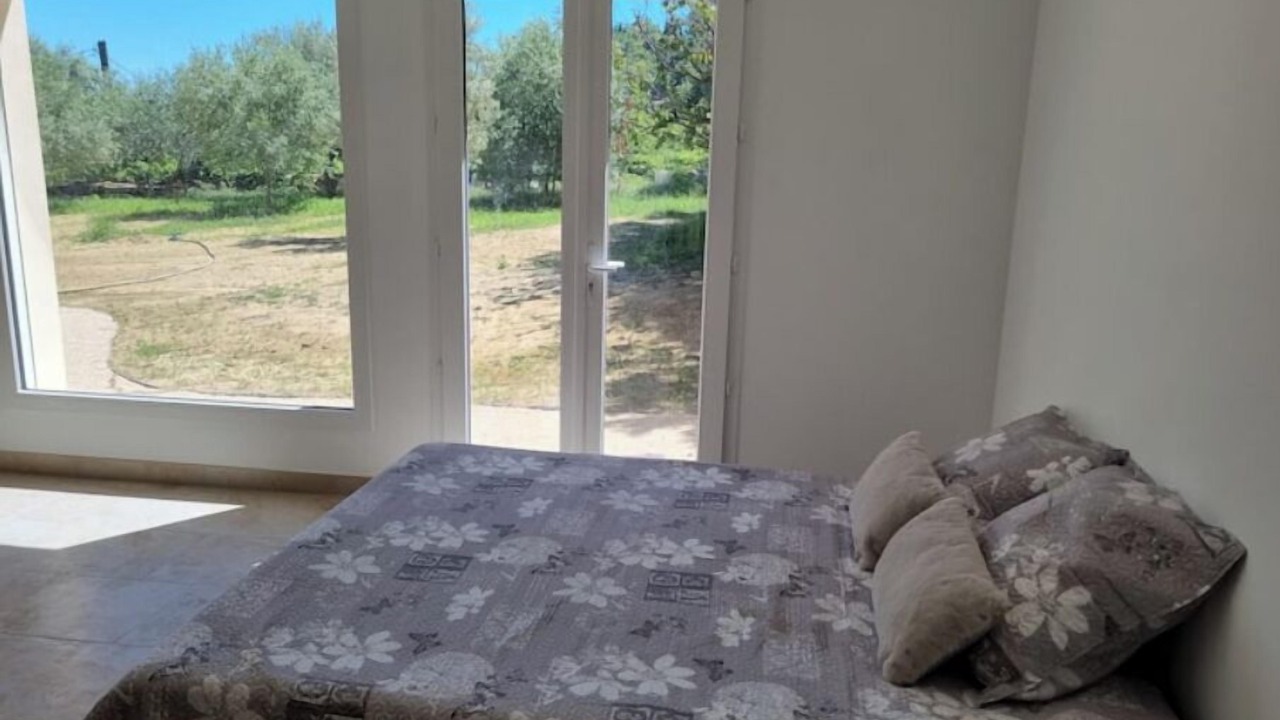Photo of Bedroom in Saint-Julien-de-Peyrolas