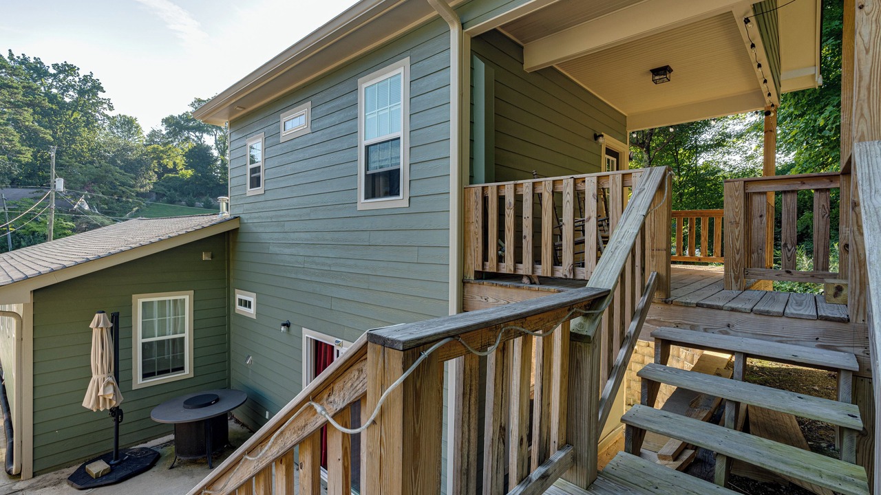 Photo of Patio Balcony in North Chattanooga