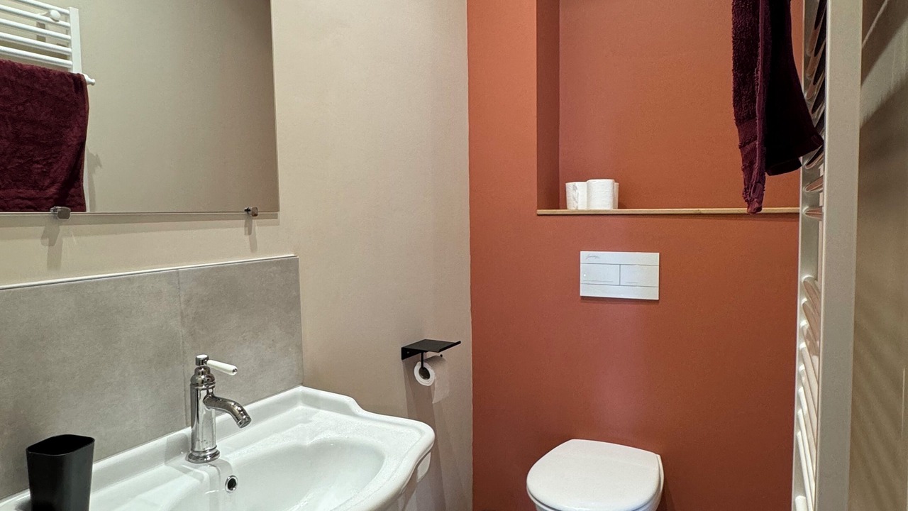 Photo of Bathroom in Longvilliers
