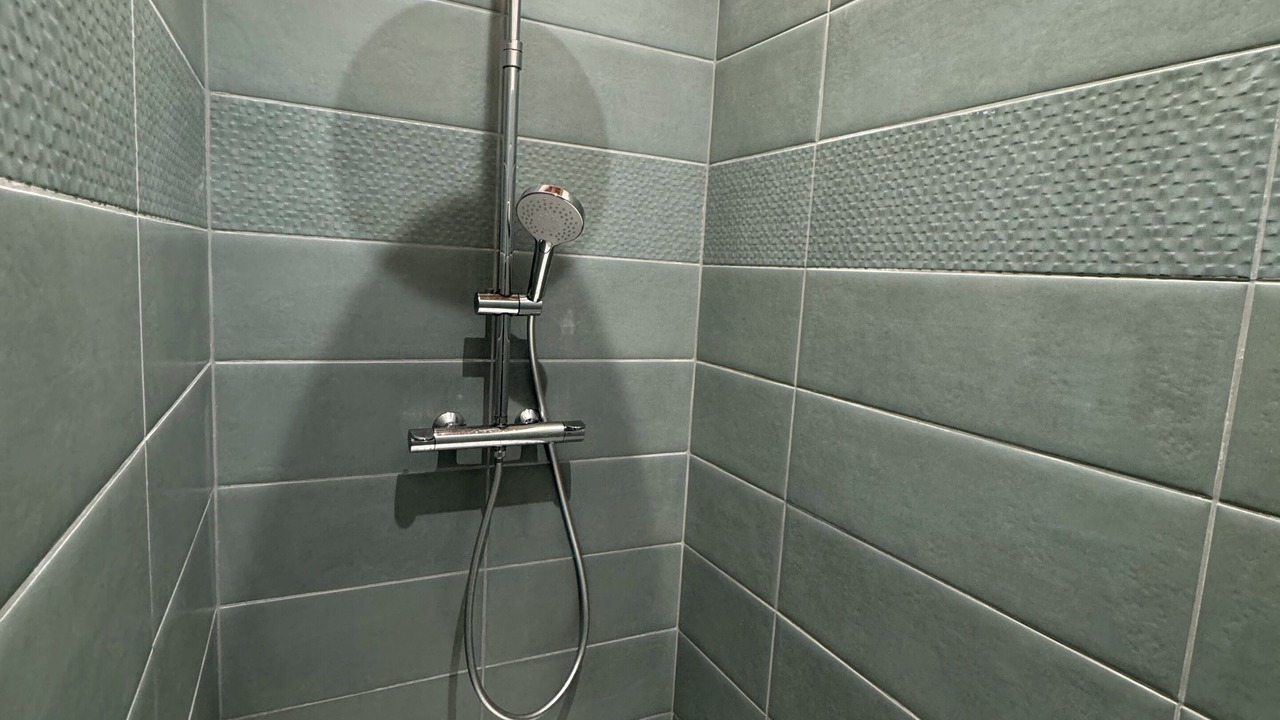 Photo of Bathroom in Longvilliers