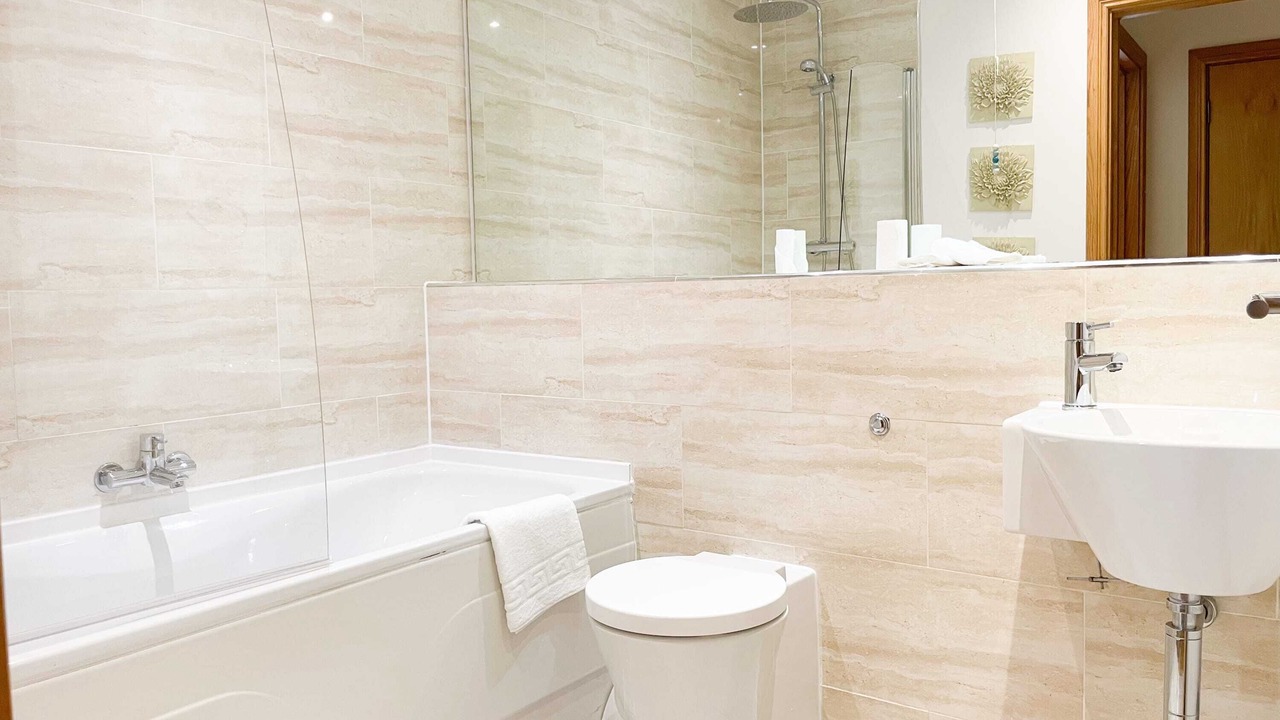 Photo of Bathroom in Glasgow Westend