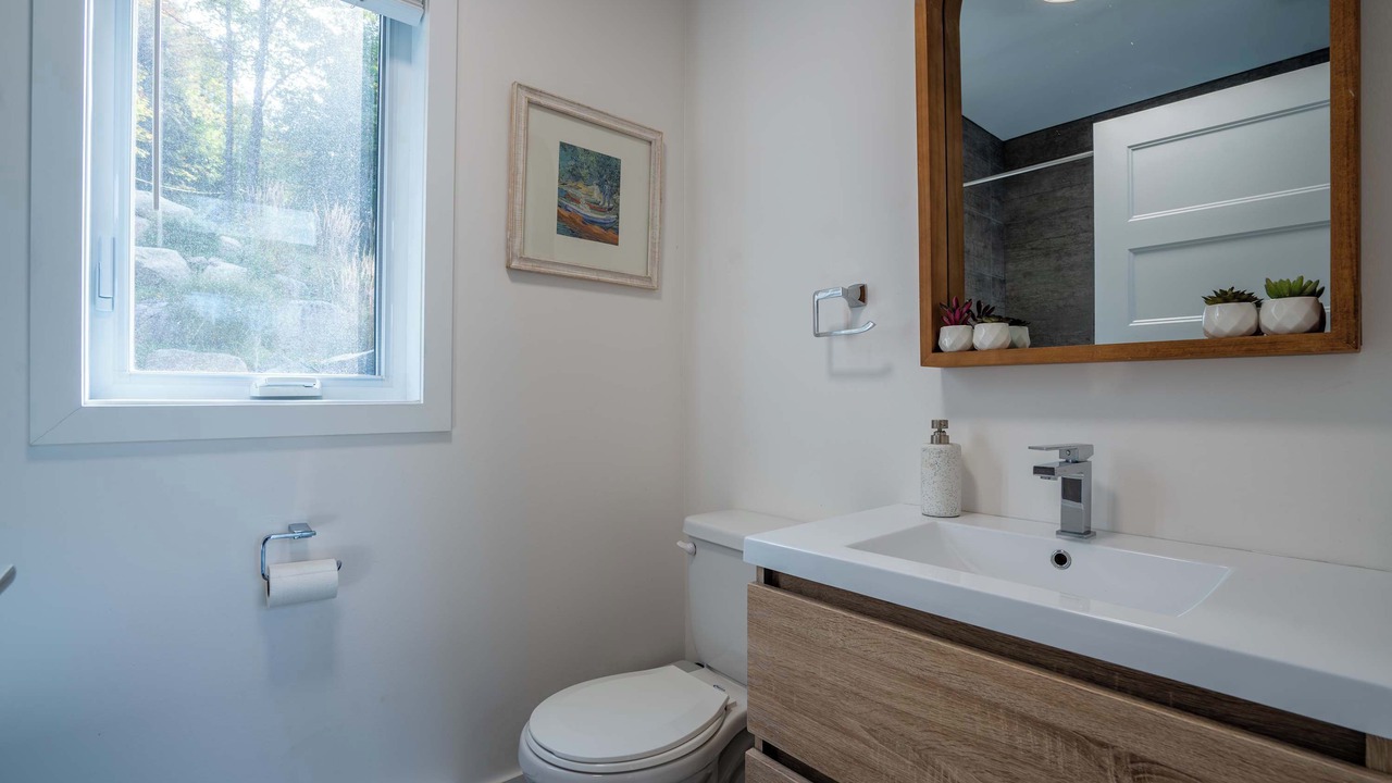 Photo of Bathroom in Chertsey