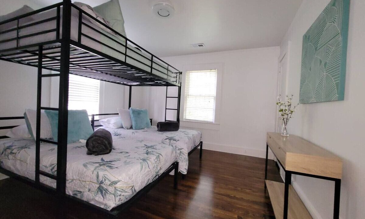 Photo of Bedroom in Home Park