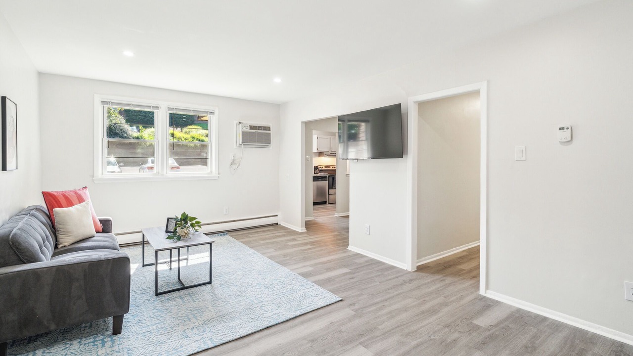 Photo of Others in Newark