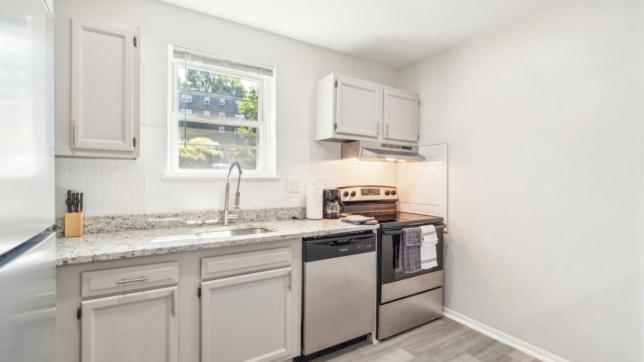 Photo of Kitchen in Newark