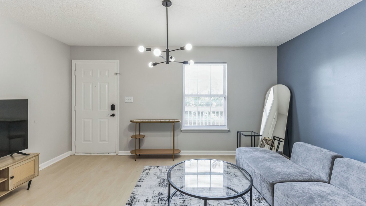 Photo of Livingroom in Westover