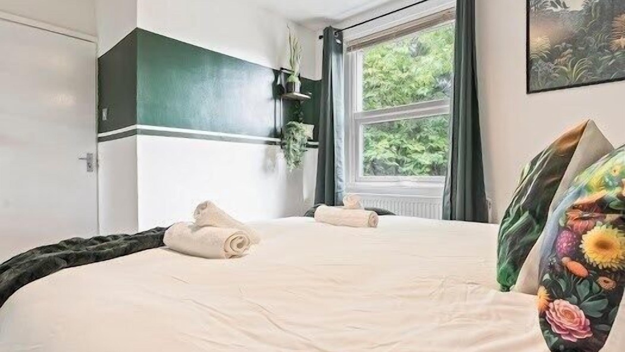 Photo of Bedroom in Saint Paul's