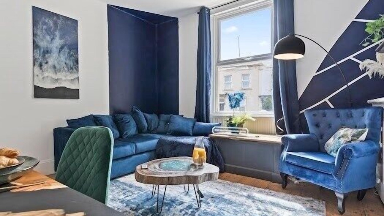 Photo of Livingroom in Saint Paul's