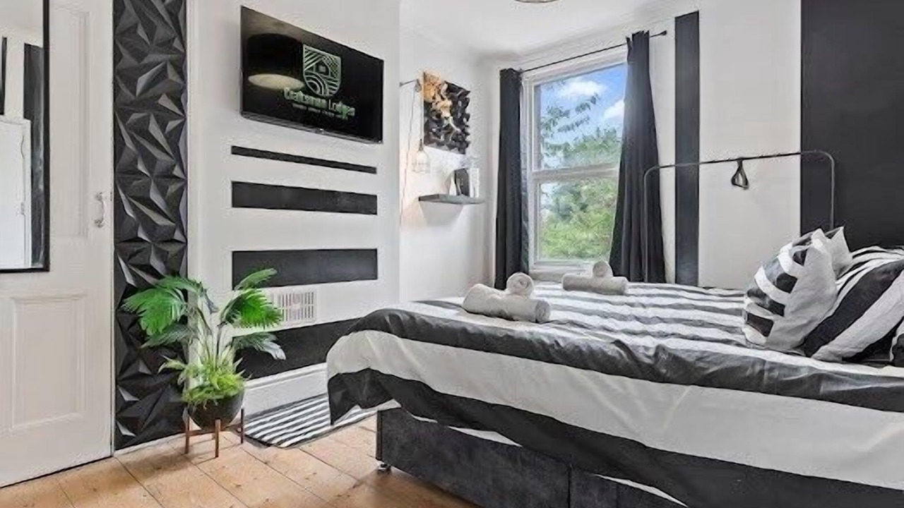 Photo of Bedroom in Saint Paul's